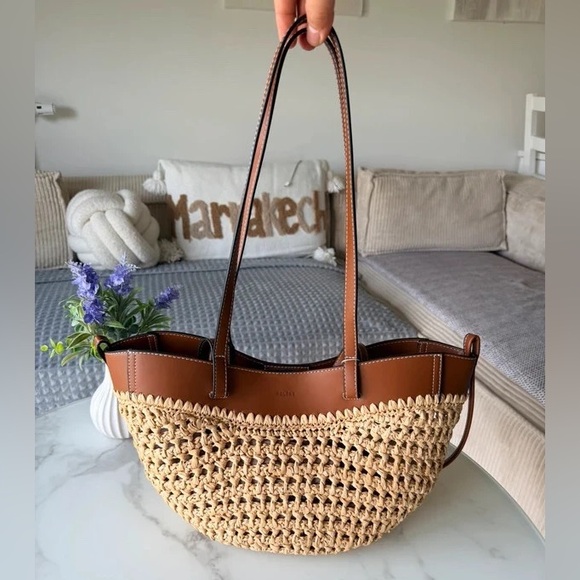 Polene Handbags - Polene Lafite Totes Bag🏝️🏖️